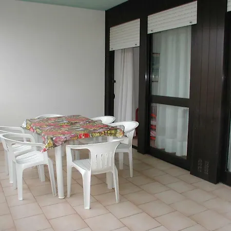 Flats Solarium