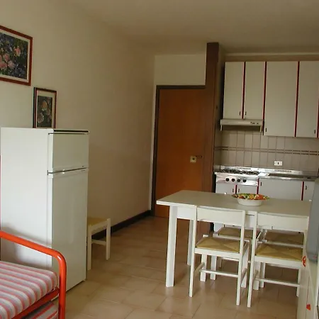 Flats Solarium Immobiliare Friuli 公寓