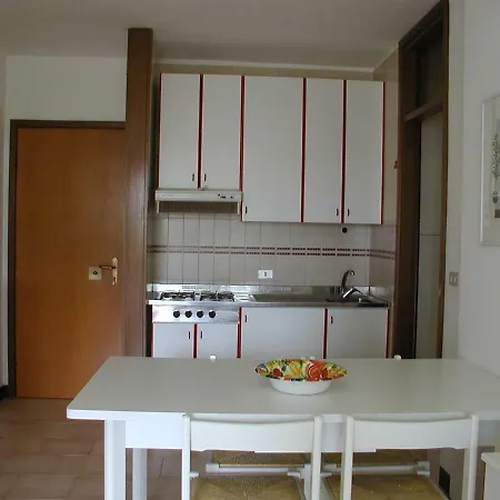 Flats Solarium Immobiliare Friuli 公寓 *