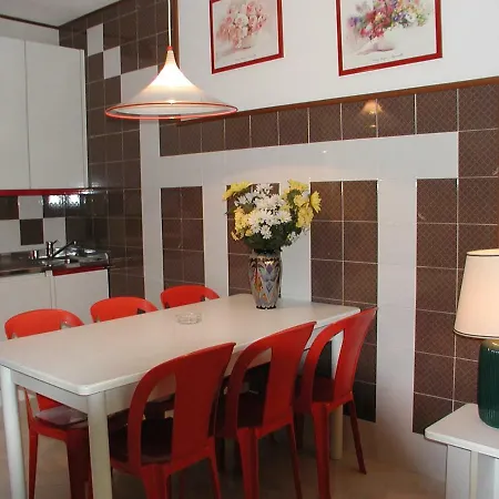 Flats Solarium 아파트 *