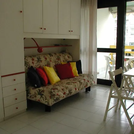 Flats Solarium